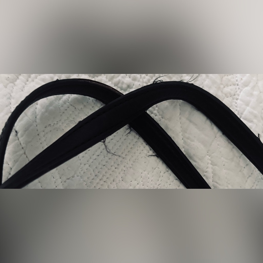 PRE LOVED MICHAELS KORS SHOULDER BAG
BLACK CREAM - Picture 6 of 6